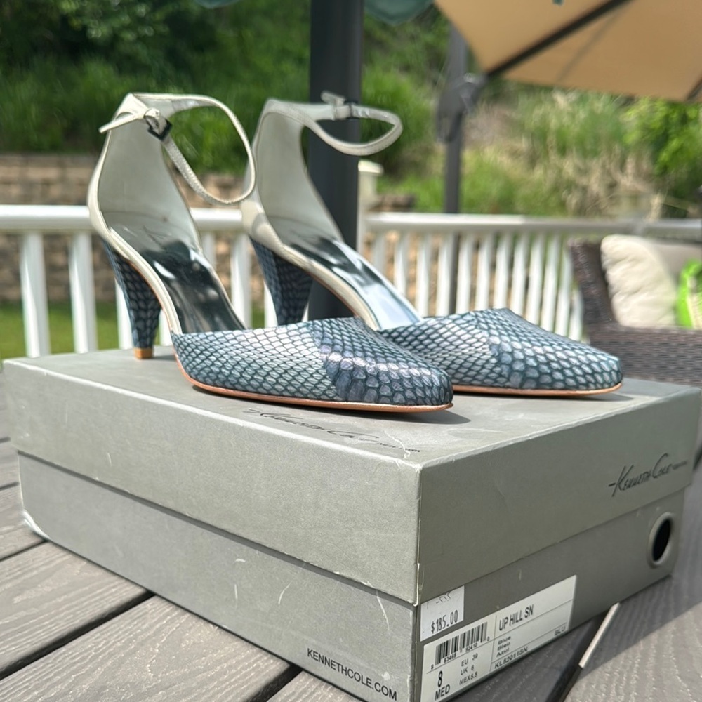 NEW Kenneth Cole Leather Blue and Grey Heels with Ankle Straps Women’s Size 8